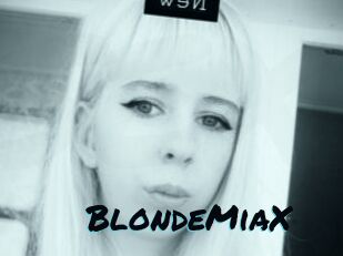 BlondeMiaX