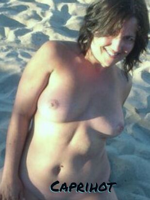 caprihot Sexties