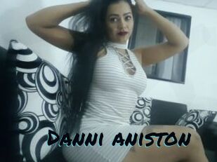Danni_aniston