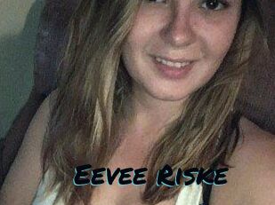 Eevee_Riske