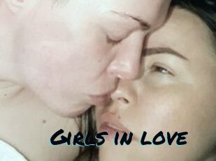 Girls_in_love