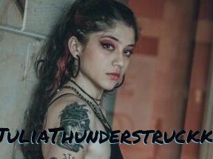 JuliaThunderstruckk