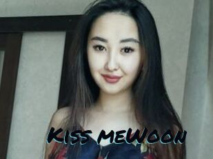 Kiss_meWoon