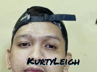 KurtyLeigh Sexties