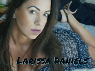 Larissa_Daniels