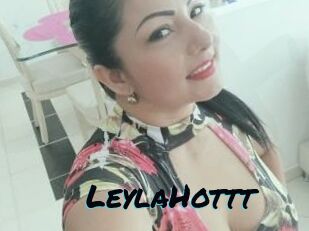 LeylaHottt