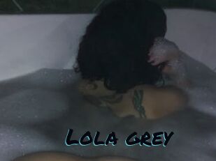 Lola_grey