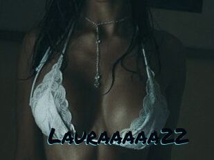 Lauraaaaa22