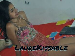 LaureKissable