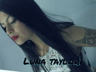 Luna_taylor1