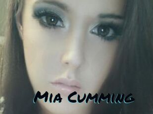 Mia_Cumming