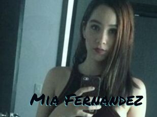 Mia_Fernandez