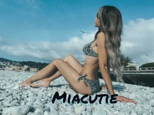miacutie Sexties