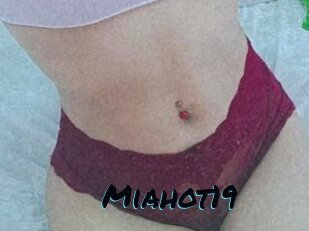 miahot19 Sexties