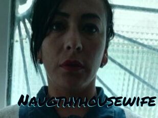 Naugthy_housewife