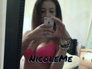 NicoleMe