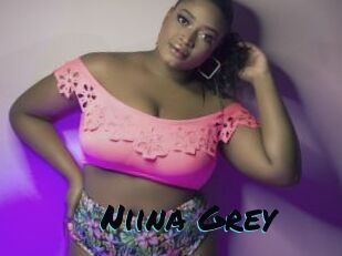 Niina_Grey
