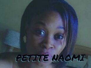 PETITE_NAOMI