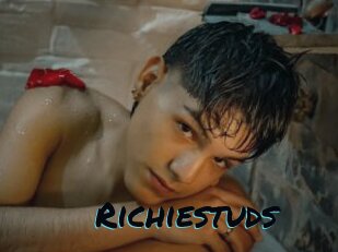 Richiestuds