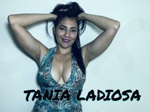 TANIA_LADIOSA Sexties