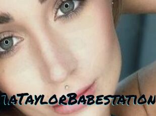 TiaTaylorBabestation
