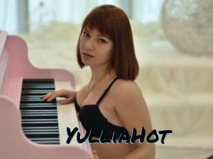 YulliaHot